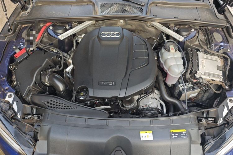 Used Audi A5 2019 Sportback 40 TFSI Fashion Model Engine Bay