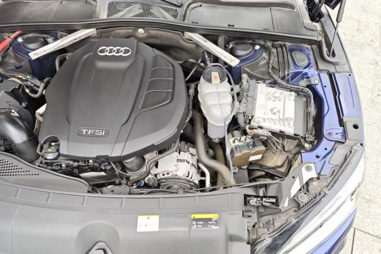 Used Audi A5 2019 Sportback 45 TFSI quattro Sport Model Engine Bay Left