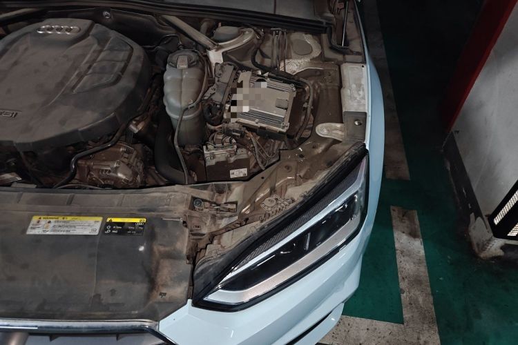 Used Audi A5 2019 Cabriolet 40 TFSI Fashion Edition China V Engine Bay Left
