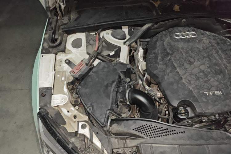 Used Audi A5 2019 Cabriolet 40 TFSI Fashion Edition China V Engine Bay Right