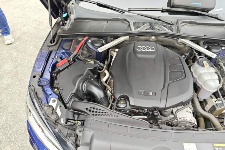Used Audi A5 2019 Sportback 45 TFSI quattro Sport Model Engine Bay Right