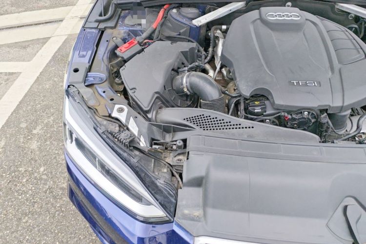 Used Audi A5 2019 Sportback 40 TFSI Fashion Model Engine Bay Right