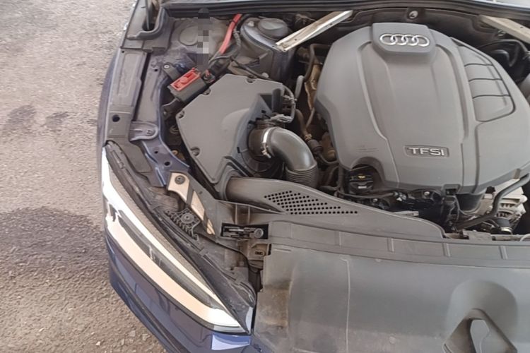 Used Audi A5 2019 Sportback 40 TFSI Fashion Model Engine Bay Right