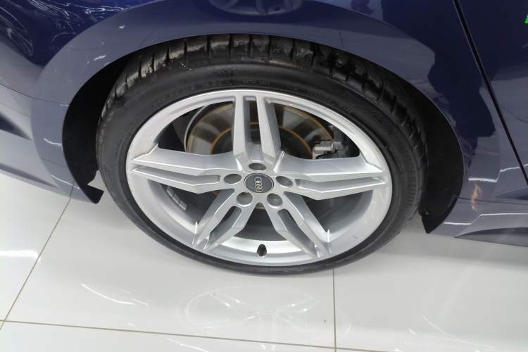 Used Audi A5 2019 Sportback 45 TFSI quattro Sport Model Exterior 8