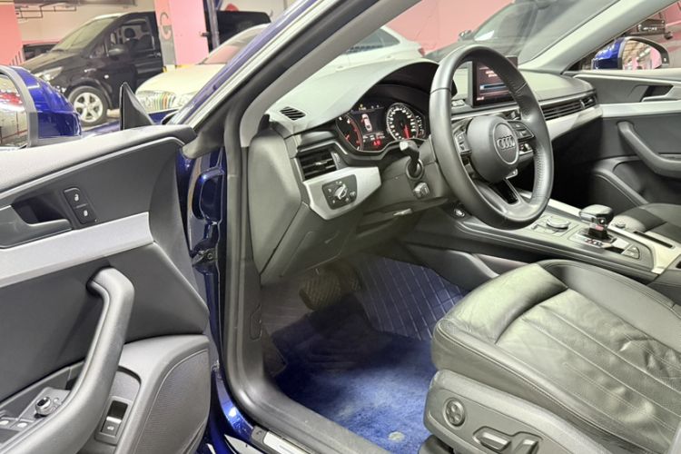 Used Audi A5 2019 Sportback 40 TFSI Fashion Model Interior 1