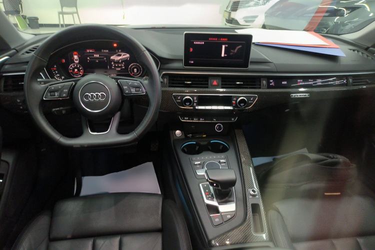 Used Audi A5 2019 Sportback 45 TFSI quattro Sport Model Interior 2