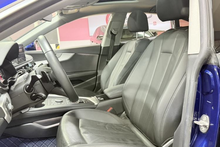 Used Audi A5 2019 Sportback 40 TFSI Fashion Model Interior 5