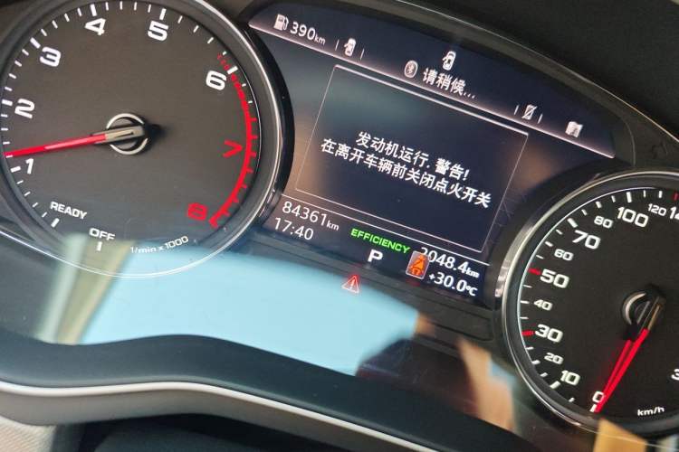 Used Audi A5 2019 Sportback 40 TFSI Fashion Model Odometer Close Up