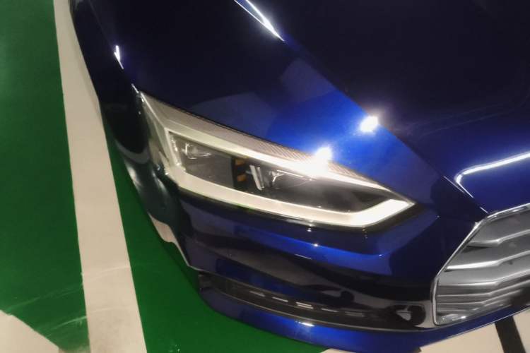 Used Audi A5 2019 Sportback 40 TFSI Fashion Model Right Front Headlight