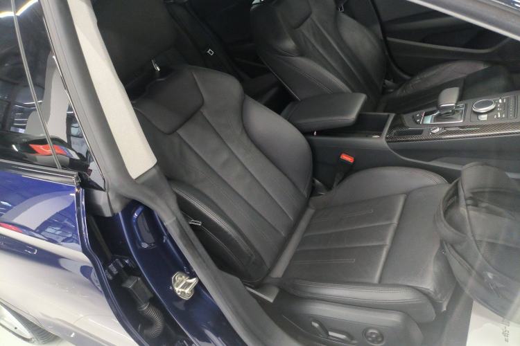 Used Audi A5 2019 Sportback 45 TFSI quattro Sport Model Right Front Seat
