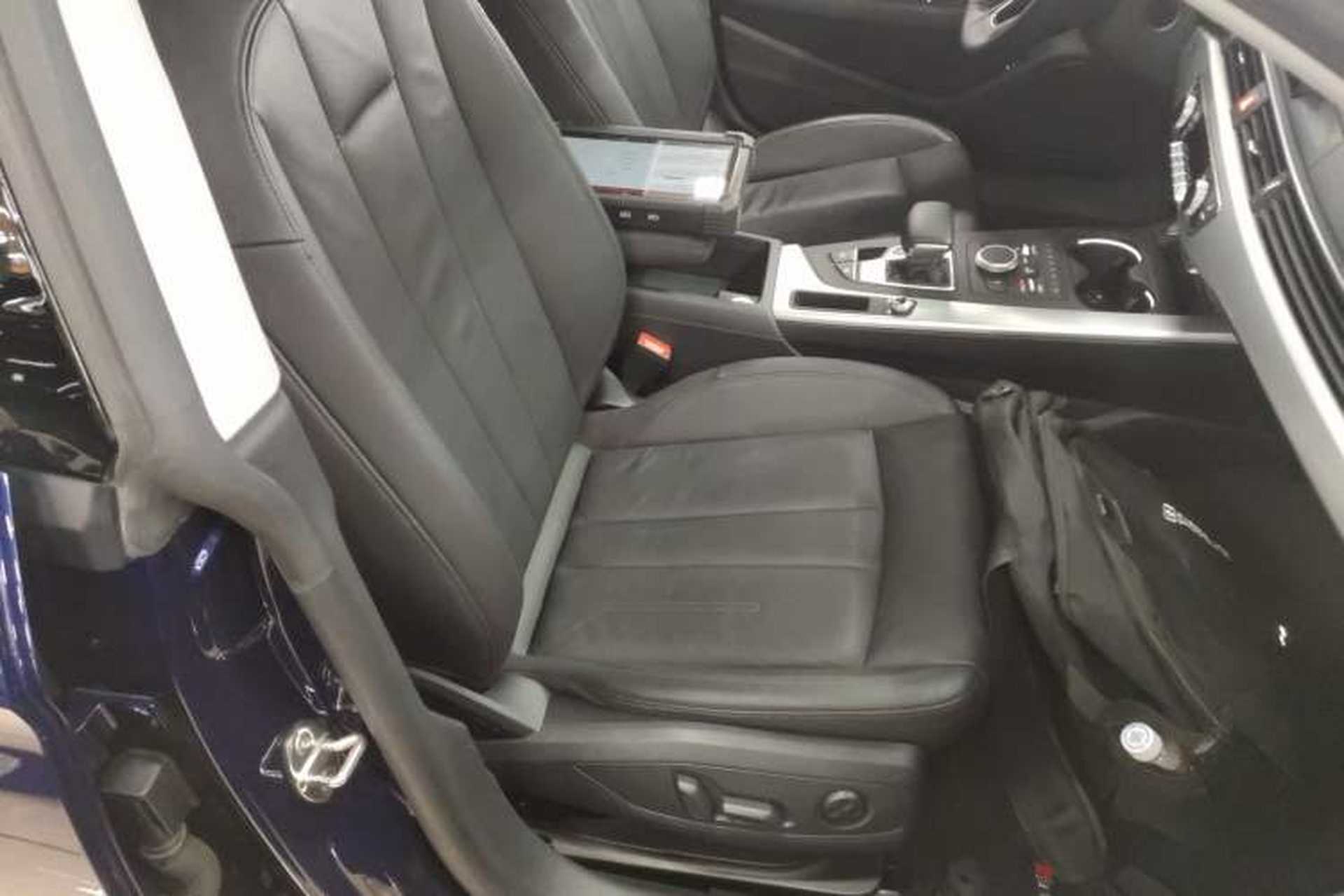 Used Audi A5 2019 Sportback 40 TFSI Fashion Model Right Front Seat