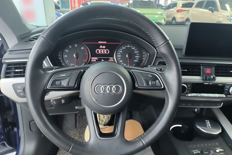 Used Audi A5 2019 Sportback 40 TFSI Fashion Model Steering Wheel