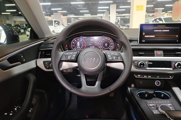Used Audi A5 2019 Sportback 40 TFSI Fashion Model Steering Wheel