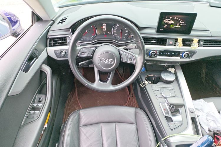 Used Audi A5 2019 Sportback 40 TFSI Fashion Model Steering Wheel