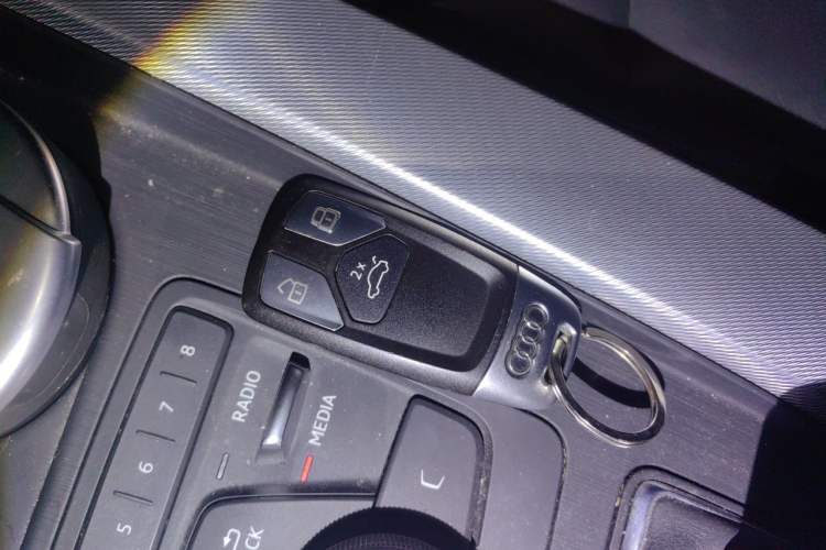 Used Audi A5 2019 Sportback 40 TFSI Fashion Model Vehicle Key
