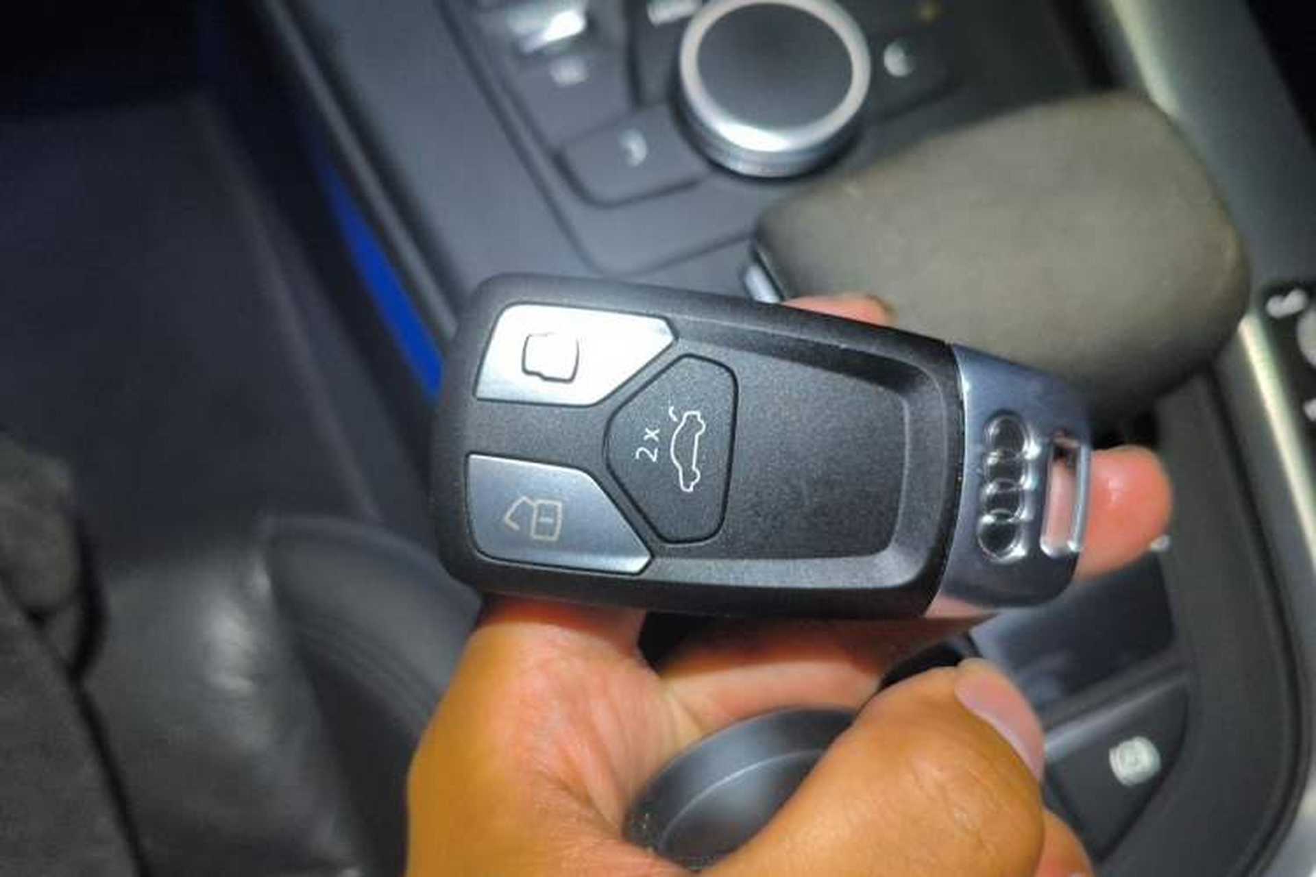 Used Audi A5 2019 Sportback 40 TFSI Fashion Model Vehicle Key