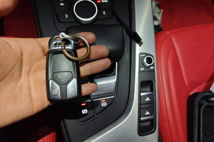 Used Audi A5 2019 Cabriolet 40 TFSI Fashion Edition China V Vehicle Key
