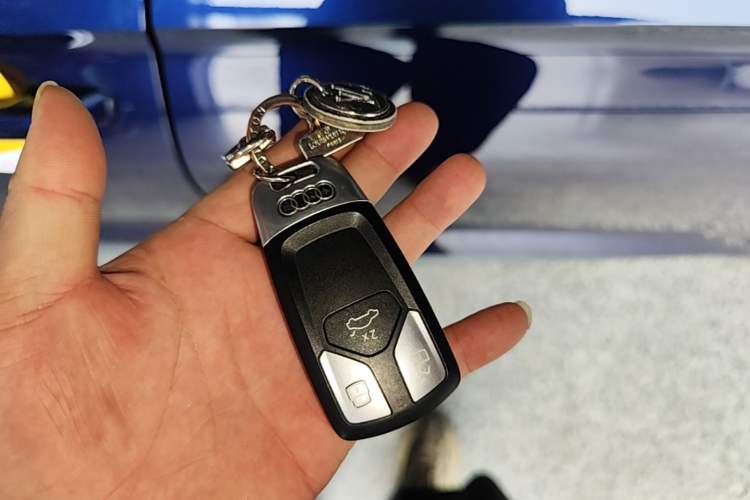 Used Audi A5 2019 Sportback 40 TFSI Fashion Model Vehicle Key