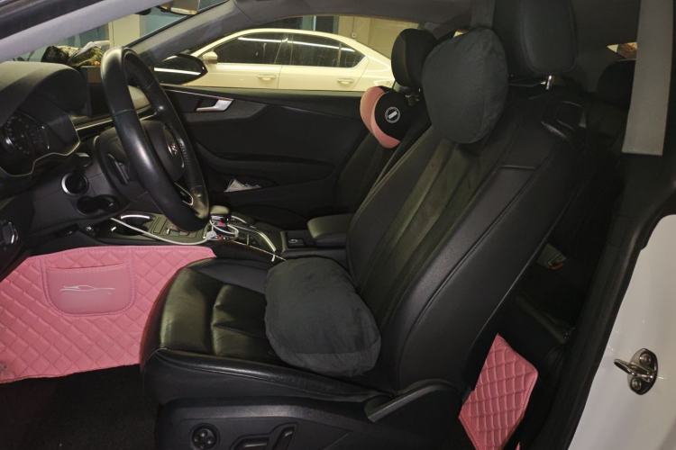 Used Audi A5 2019 Coupe 40 TFSI Fashion Edition China V Emission Standard Left Front Seat