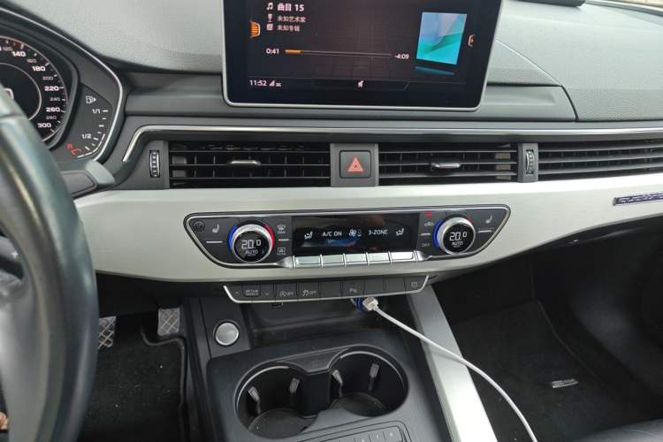 Used Audi A5 2019 Sportback 45 TFSI quattro Sport Model Audio And AC Panel