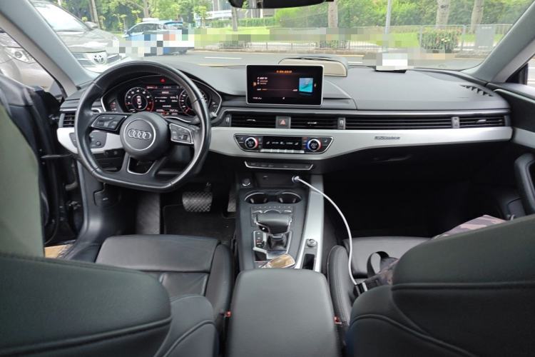 Used Audi A5 2019 Sportback 45 TFSI quattro Sport Model Center Console