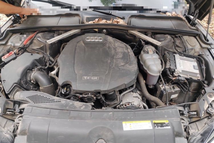 Used Audi A5 2019 Sportback 40 TFSI Fashion Model Engine Bay