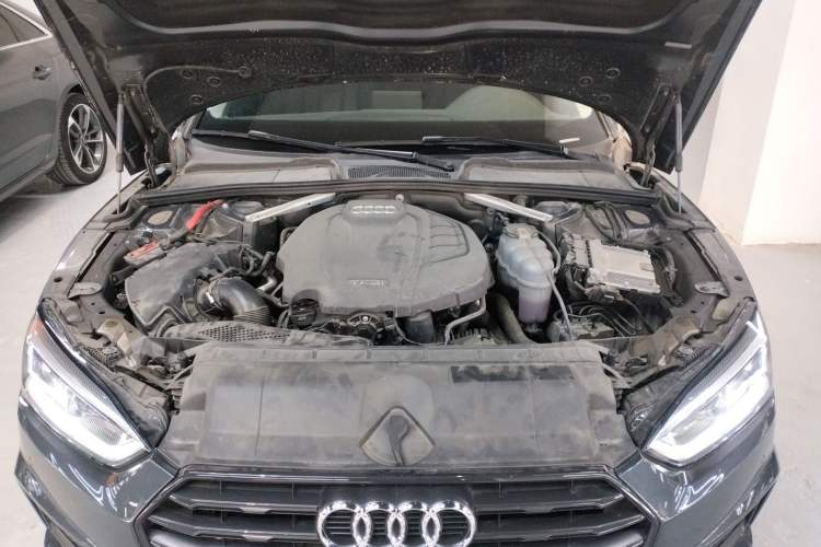 Used Audi A5 2019 Sportback 40 TFSI Fashion Model Engine Bay