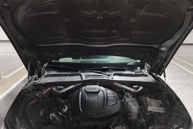 Used Audi A5 2019 Sportback 40 TFSI Fashion Model Engine Bay