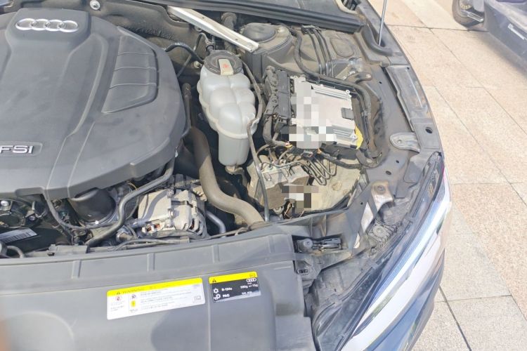 Used Audi A5 2019 Sportback 40 TFSI Fashion Model Engine Bay Left