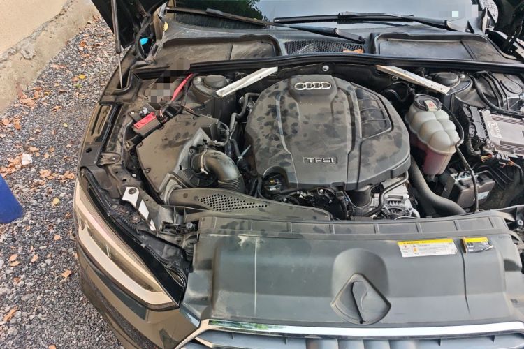 Used Audi A5 2019 Sportback 40 TFSI Fashion Model Engine Bay Right