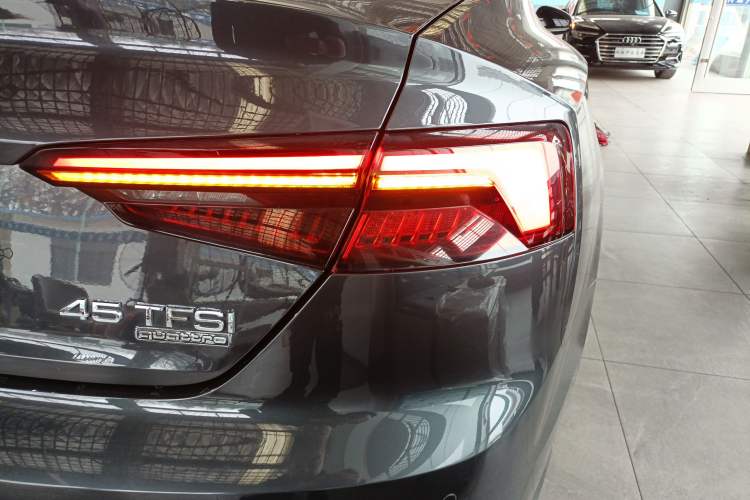 Used Audi A5 2019 Coupe 40 TFSI Fashion Edition China V Emission Standard Exterior 3