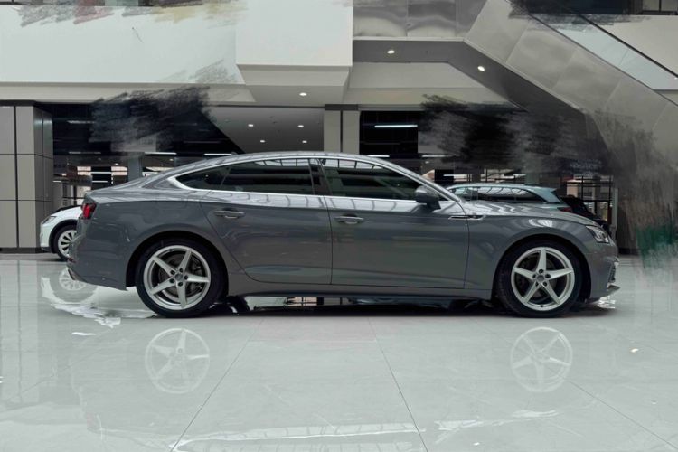 Used Audi A5 2019 Sportback 40 TFSI Fashion Model Exterior 3