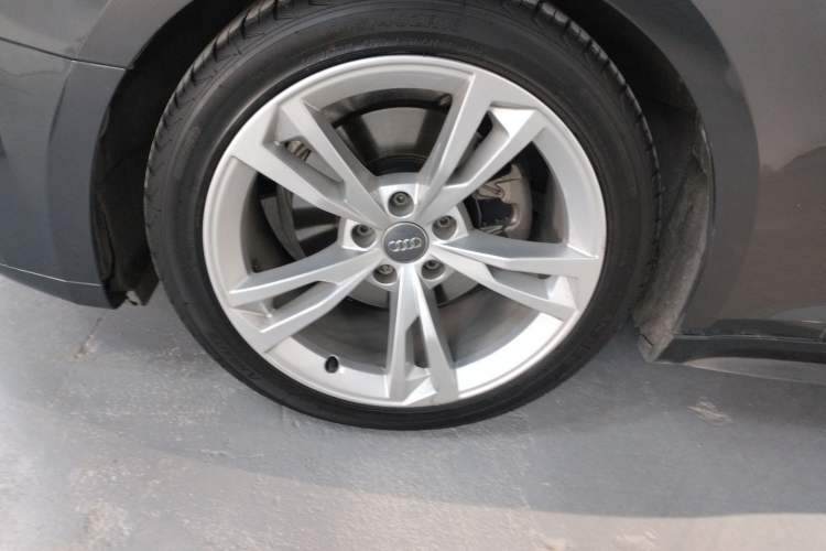 Used Audi A5 2019 Sportback 40 TFSI Fashion Model Exterior 7