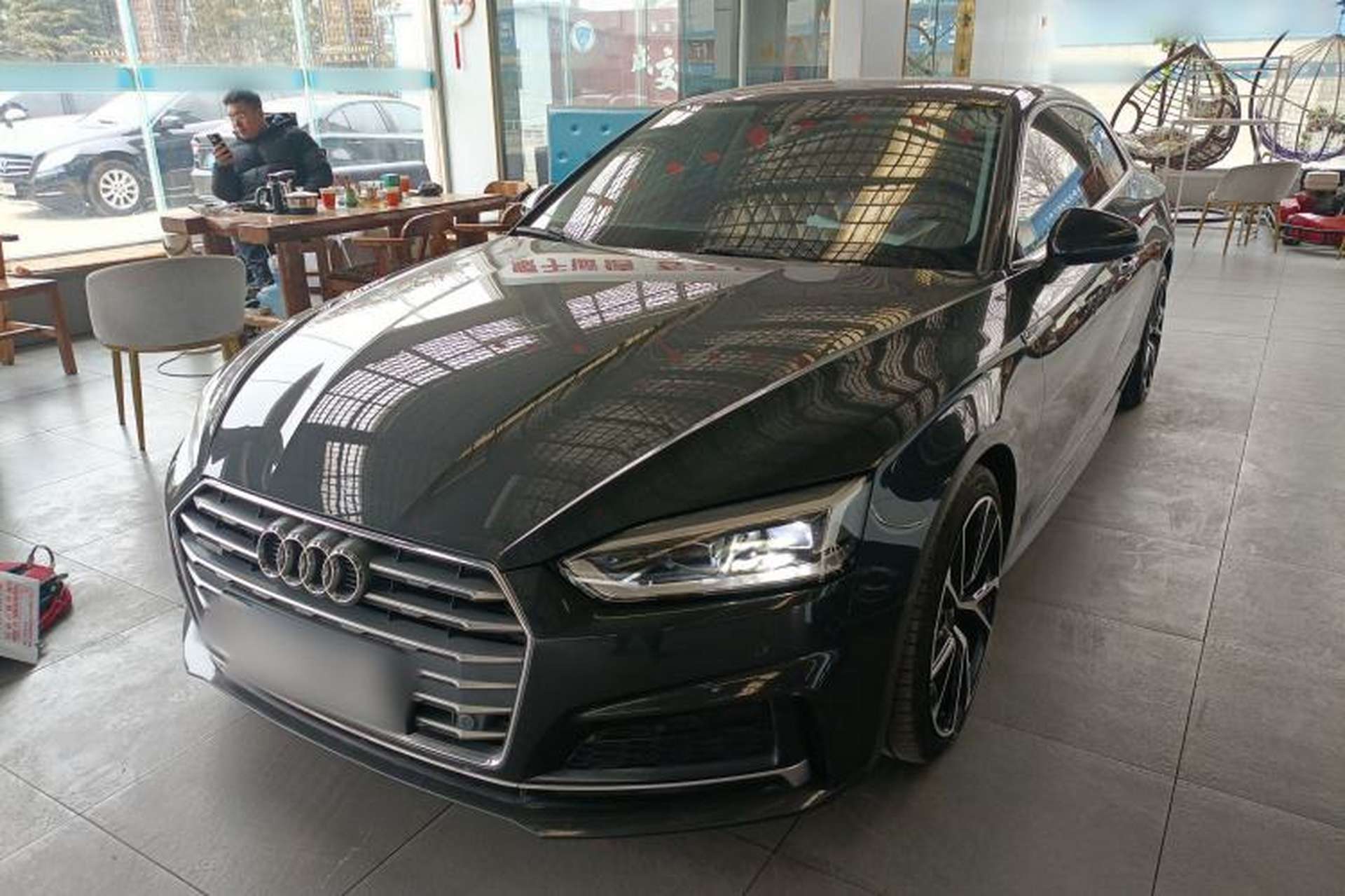 Used Audi A5 2019 Coupe 40 TFSI Fashion Edition China V Emission Standard Front Left 45 Deg
