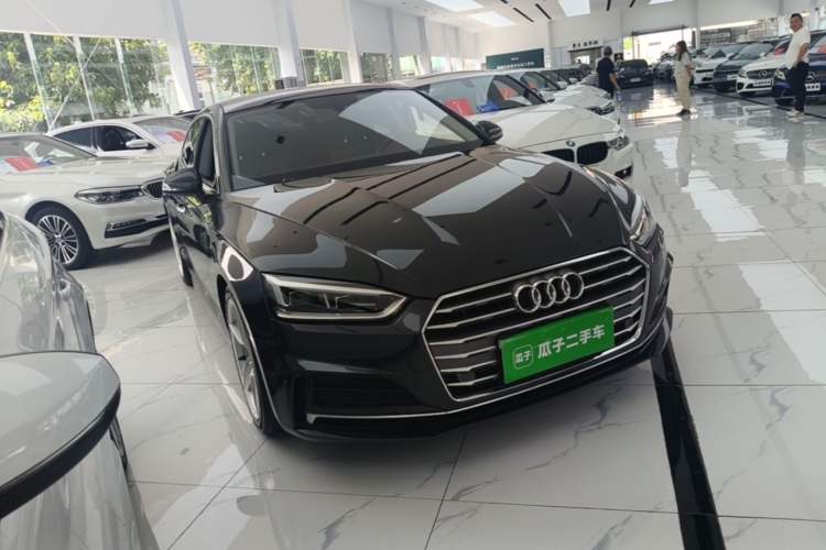 Used Audi A5 2019 Sportback 40 TFSI Fashion Model Front Right 45 Deg