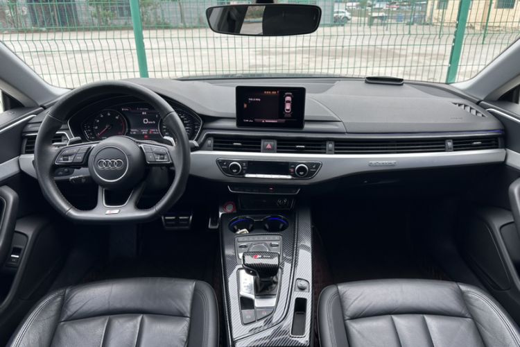 Used Audi A5 2019 Sportback 40 TFSI Fashion Model Interior 1