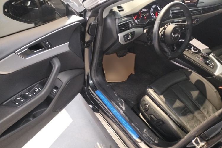 Used Audi A5 2019 Sportback 40 TFSI Fashion Model Interior 3
