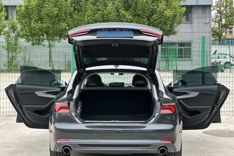 Used Audi A5 2019 Sportback 40 TFSI Fashion Model Interior 6