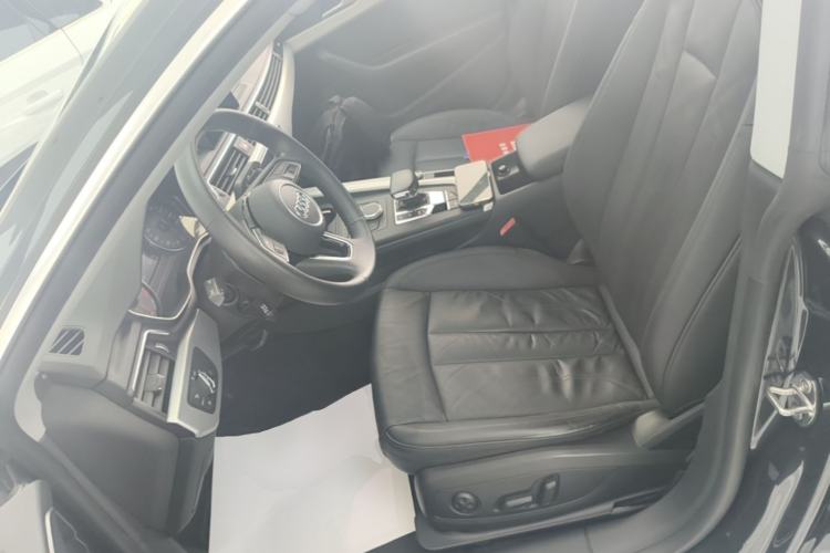 Used Audi A5 2019 Sportback 40 TFSI Fashion Model Left Front Seat