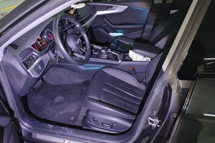 Used Audi A5 2019 Sportback 40 TFSI Fashion Model Left Front Seat