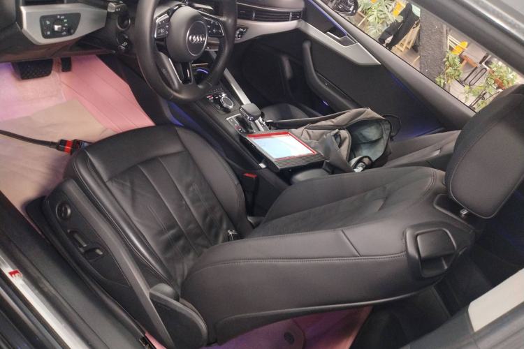 Used Audi A5 2019 Coupe 40 TFSI Fashion Edition China V Emission Standard Left Front Seat