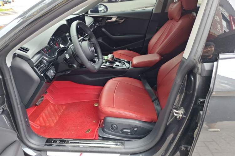 Used Audi A5 2019 Sportback 40 TFSI Fashion Model Left Front Seat