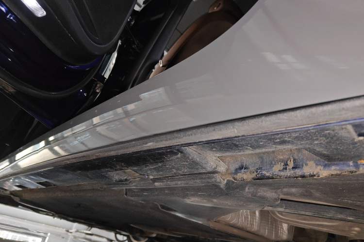 Used Audi A5 2019 Sportback 40 TFSI Fashion Model Left Side Sill