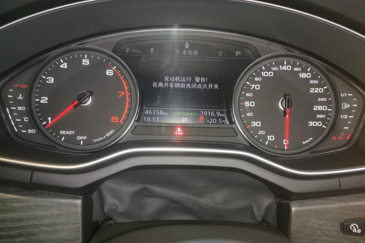 Used Audi A5 2019 Coupe 40 TFSI Fashion Edition China V Emission Standard Odometer Close Up