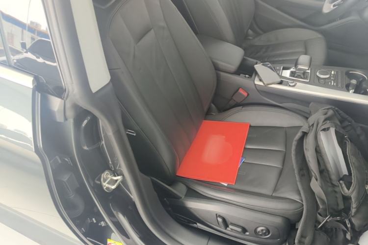 Used Audi A5 2019 Sportback 40 TFSI Fashion Model Right Front Seat