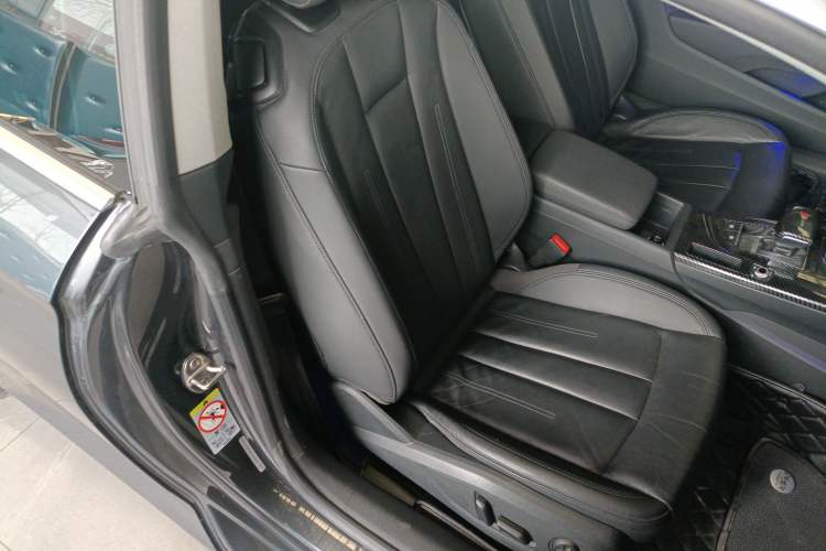 Used Audi A5 2019 Coupe 40 TFSI Fashion Edition China V Emission Standard Right Front Seat