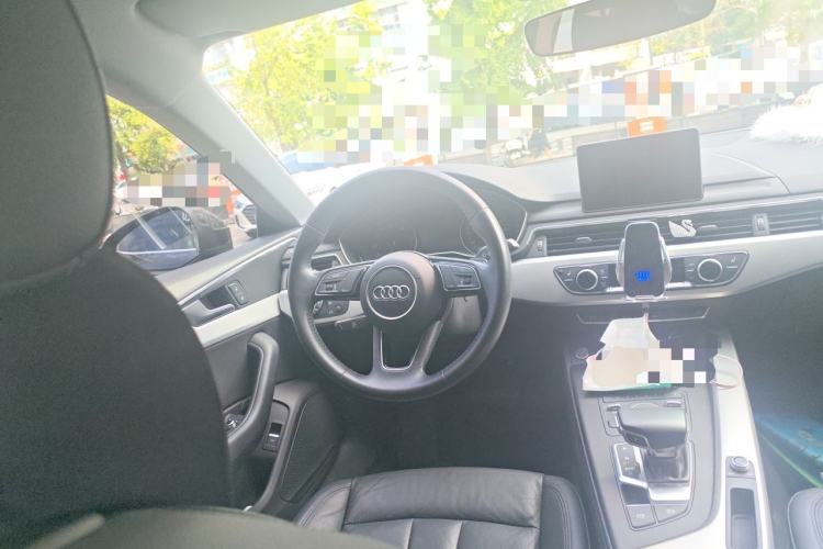 Used Audi A5 2019 Sportback 40 TFSI Fashion Model Steering Wheel