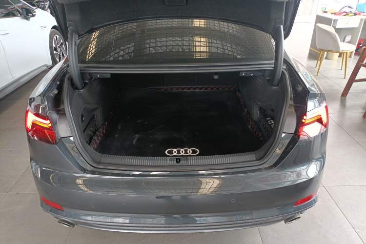Used Audi A5 2019 Coupe 40 TFSI Fashion Edition China V Emission Standard Trunk