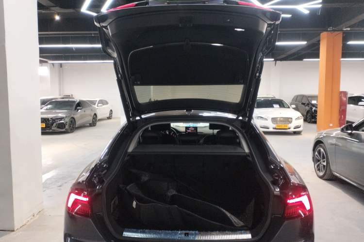 Used Audi A5 2019 Sportback 40 TFSI Fashion Model Trunk