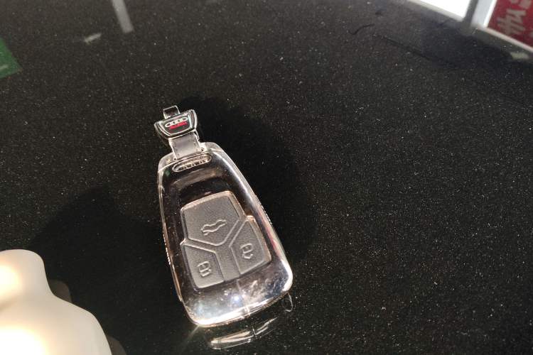 Used Audi A5 2019 Coupe 40 TFSI Fashion Edition China V Emission Standard Vehicle Key